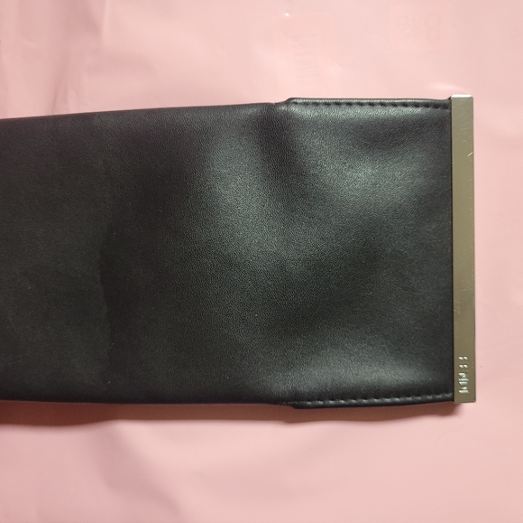 FENDI SUNGLASS CASE AUTHENTIC - Picture 5 of 5